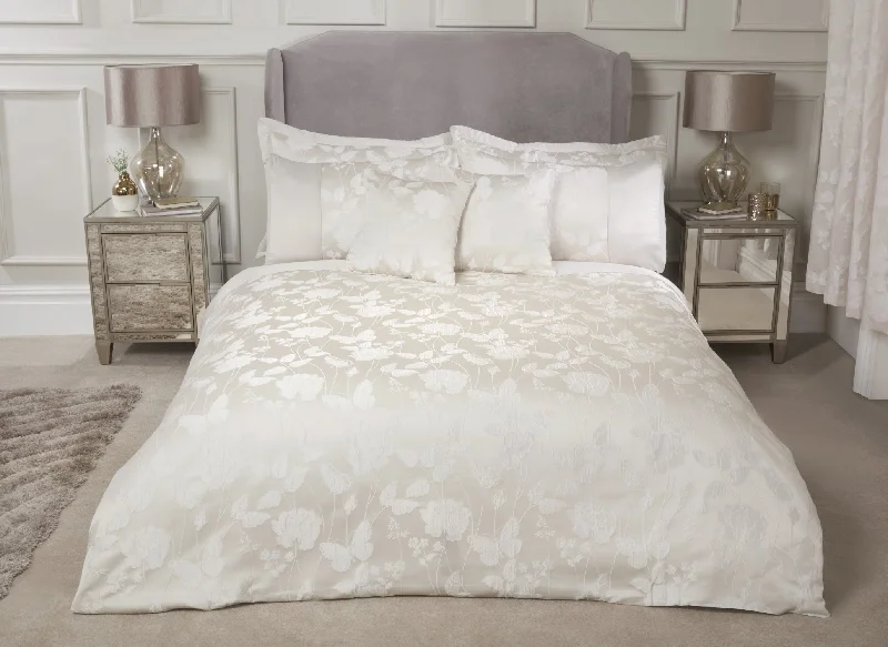 Butterfly Meadow - Embellished Jacquard Duvet Set in Cream