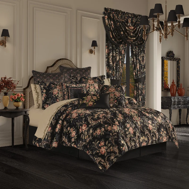 J. Queen New York Chanticleer Comforter Set